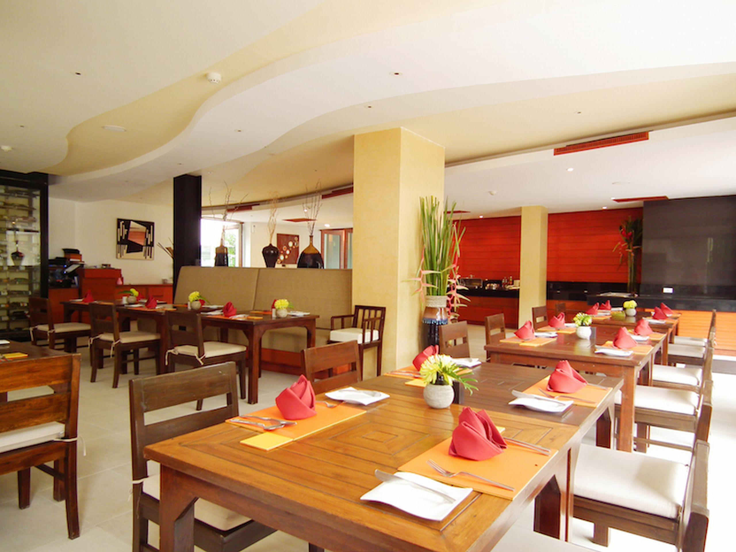 La Flora Resort Patong - Sha Extra Plus Restaurante foto