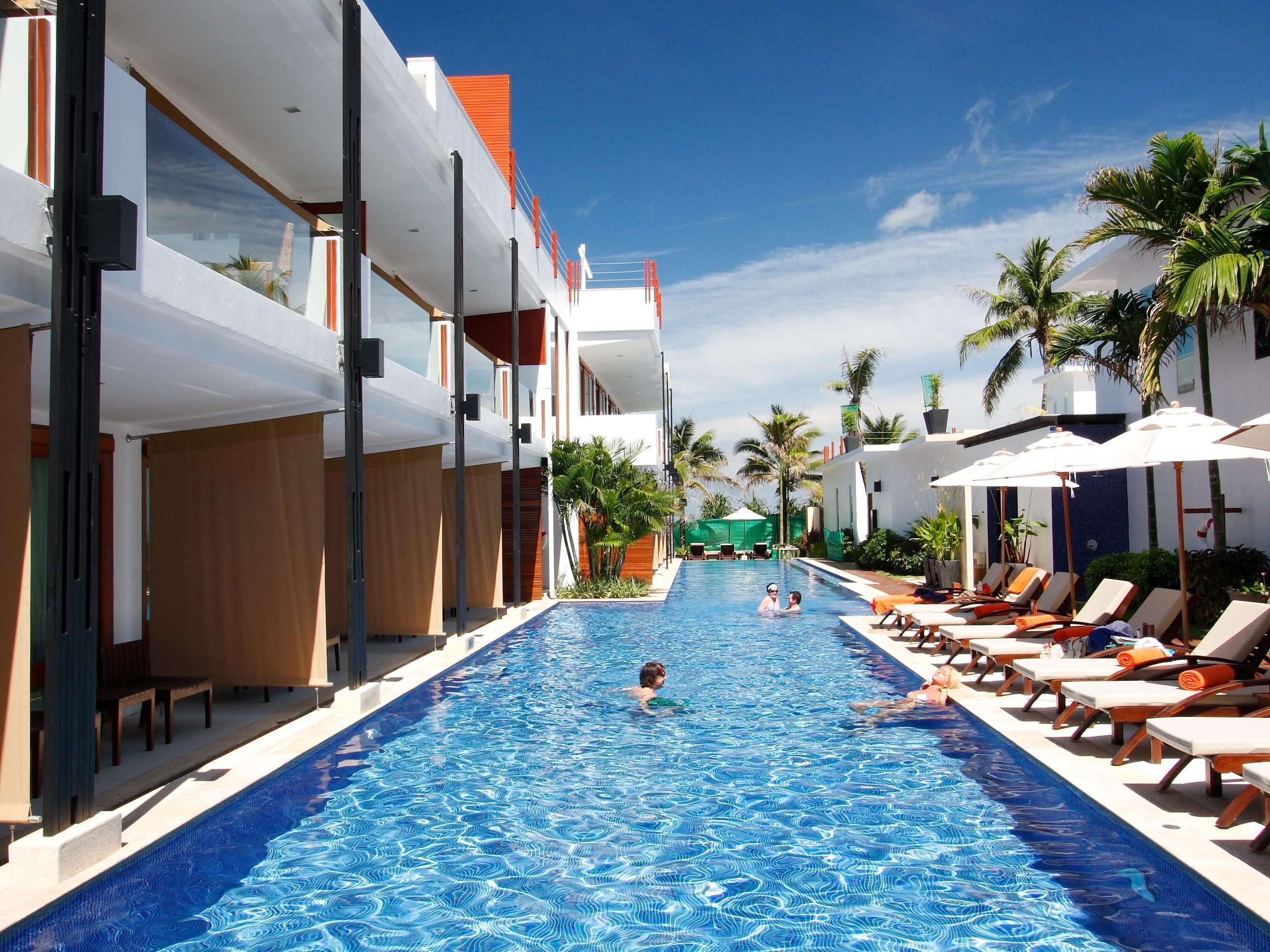 La Flora Resort Patong Exterior foto
